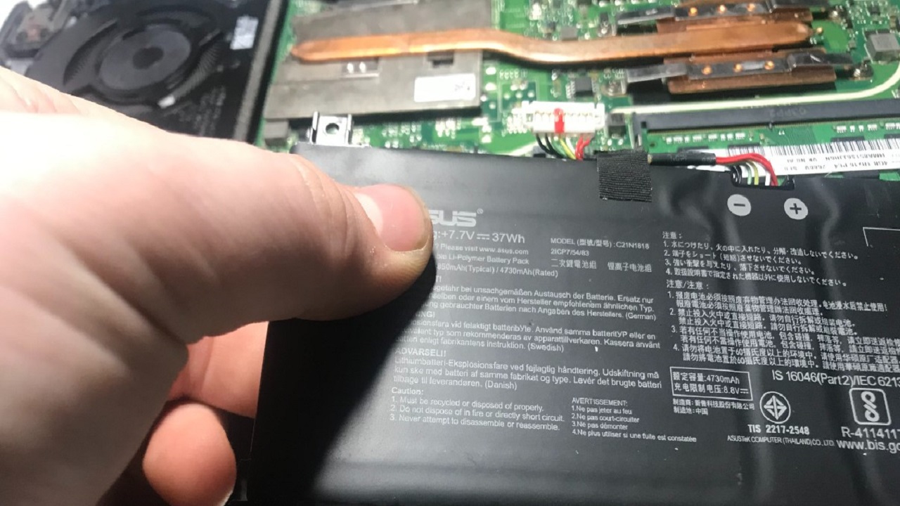 The Ultimate Guide to Choosing and Maintaining a Professional Laptop Battery